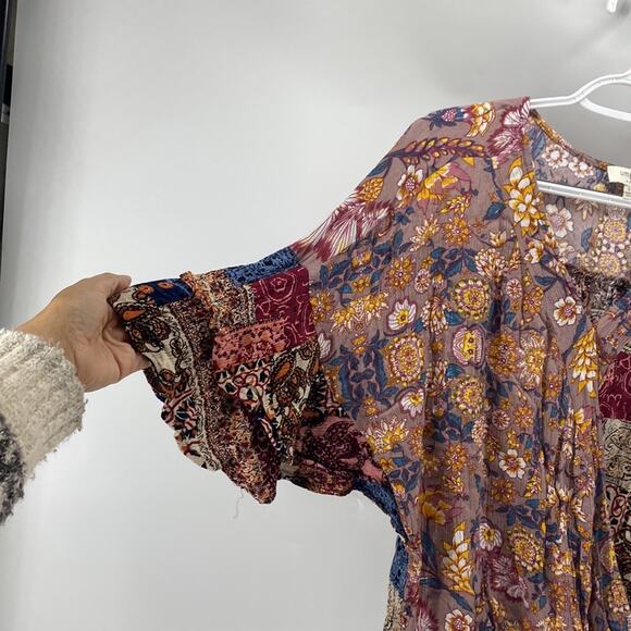 Umgee bohemian faux wrap flutter sleeve hippy cropped mixed media top size L - Picture 4 of 5
